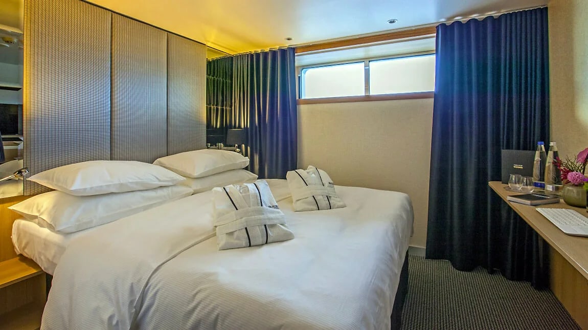 CRUCEROS FLUVIALES ICARION KD MOMENTOS CRUCEROS PAISES BAJOS CRUCEROS HOLANDA CRUCEROS BELGICA CRUCEROS DE LUJO EN ESPAÑOL LUXURY RIVER CRUISES SCENIC CRUISE SHIPS SCENIC EMERALD CRUISES ROYAL EMERALD CRUISES CRUCEROS GANTE CRUCEROS BRUJAS CRUCEROS BRUSELAS CRUCEROS AMSTERDAM CRUCEROS #KDMoments #IcarionCruceros #Cruceros #CrucerosFluviales #RiverCruises #Icarion #CrucerosIcarion #Cruceroclick